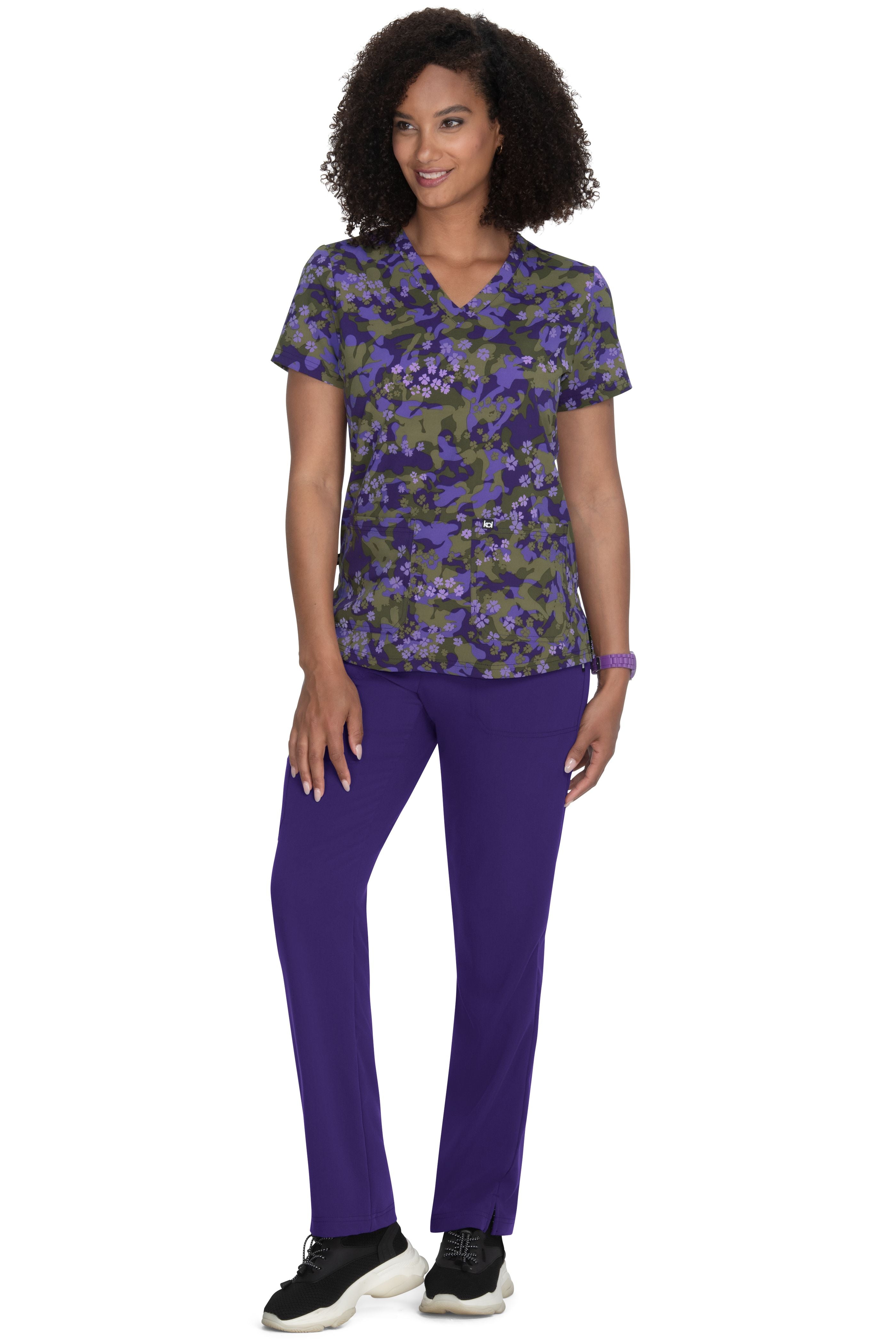 Image of Filipina Early Energy Camo Blossom